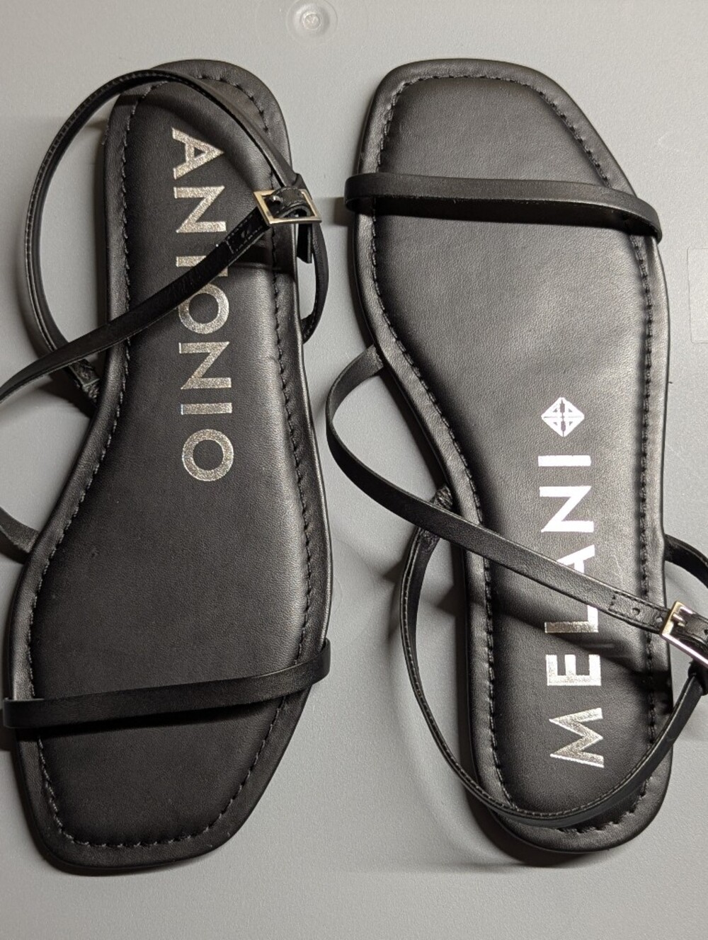 Antonio Melani Lyla Black Leather Strappy Flat Sandals Square Toe Sz 8.5